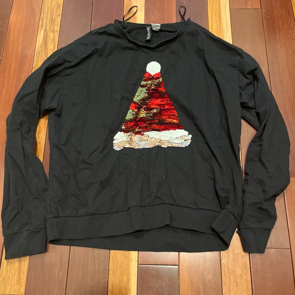 Black Men's Sequin Santa Hat Sweatshirt